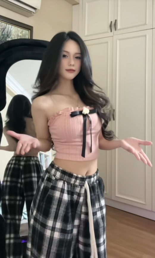 7179 [Không che] Clip Tiktoker Trần Ngọc Thuỷ Tiên